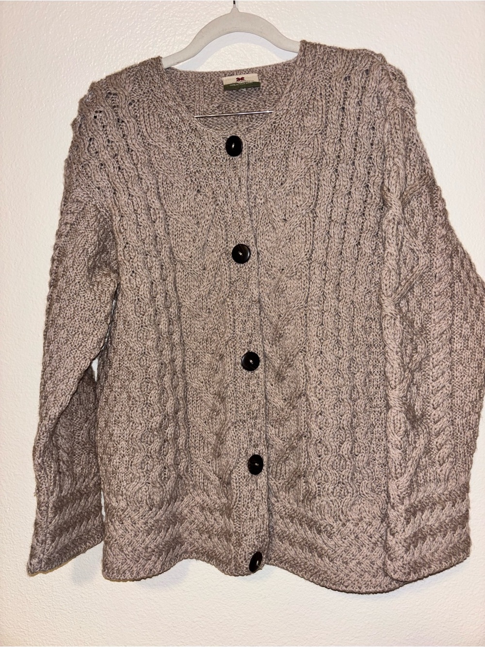 Carraig Donn L 100% Merino Wool Cable Knit Button Up Chunky Sweater